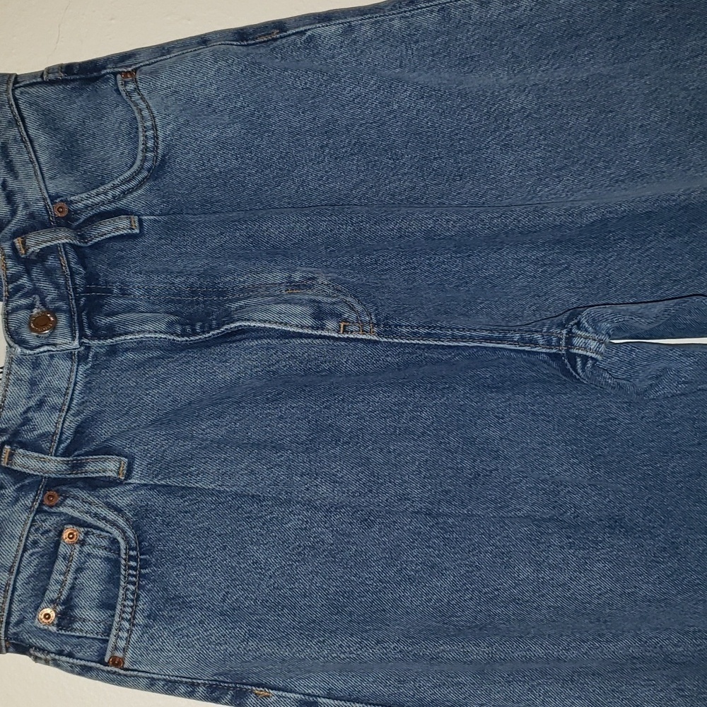 ZARA Ribcage pleated front raw hem denim trousers - Picture 5 of 11